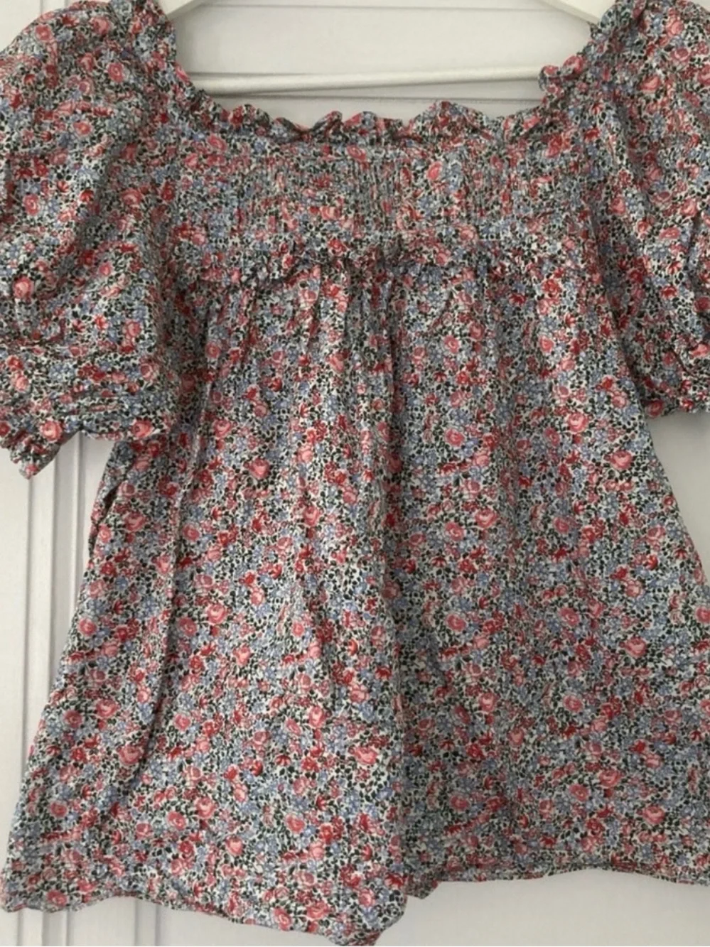 Doen floral puff